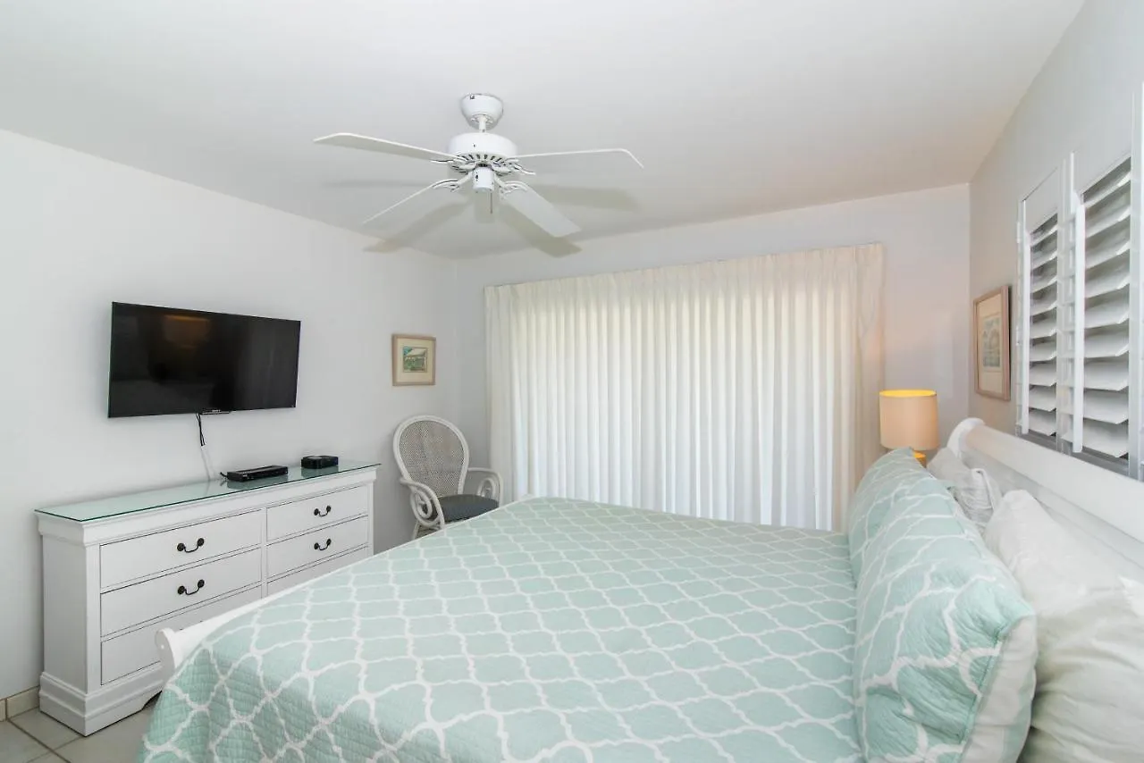Beach Living At Discovery Point Club West Bay Cayman Islands